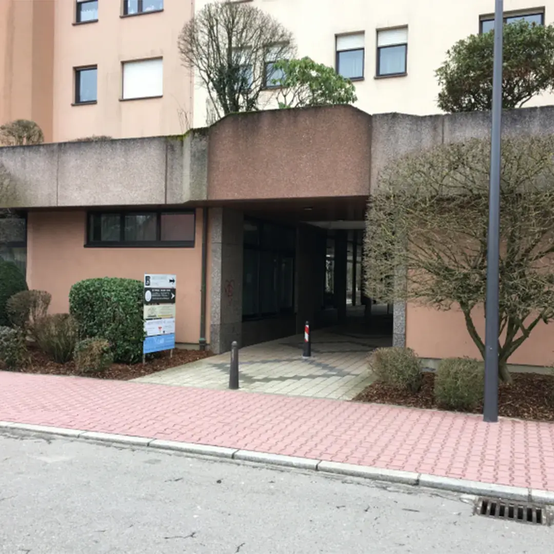 Fachada do laboratório de análises médicas BIONEXT em Luxembourg, 12 rue Léon Thyes