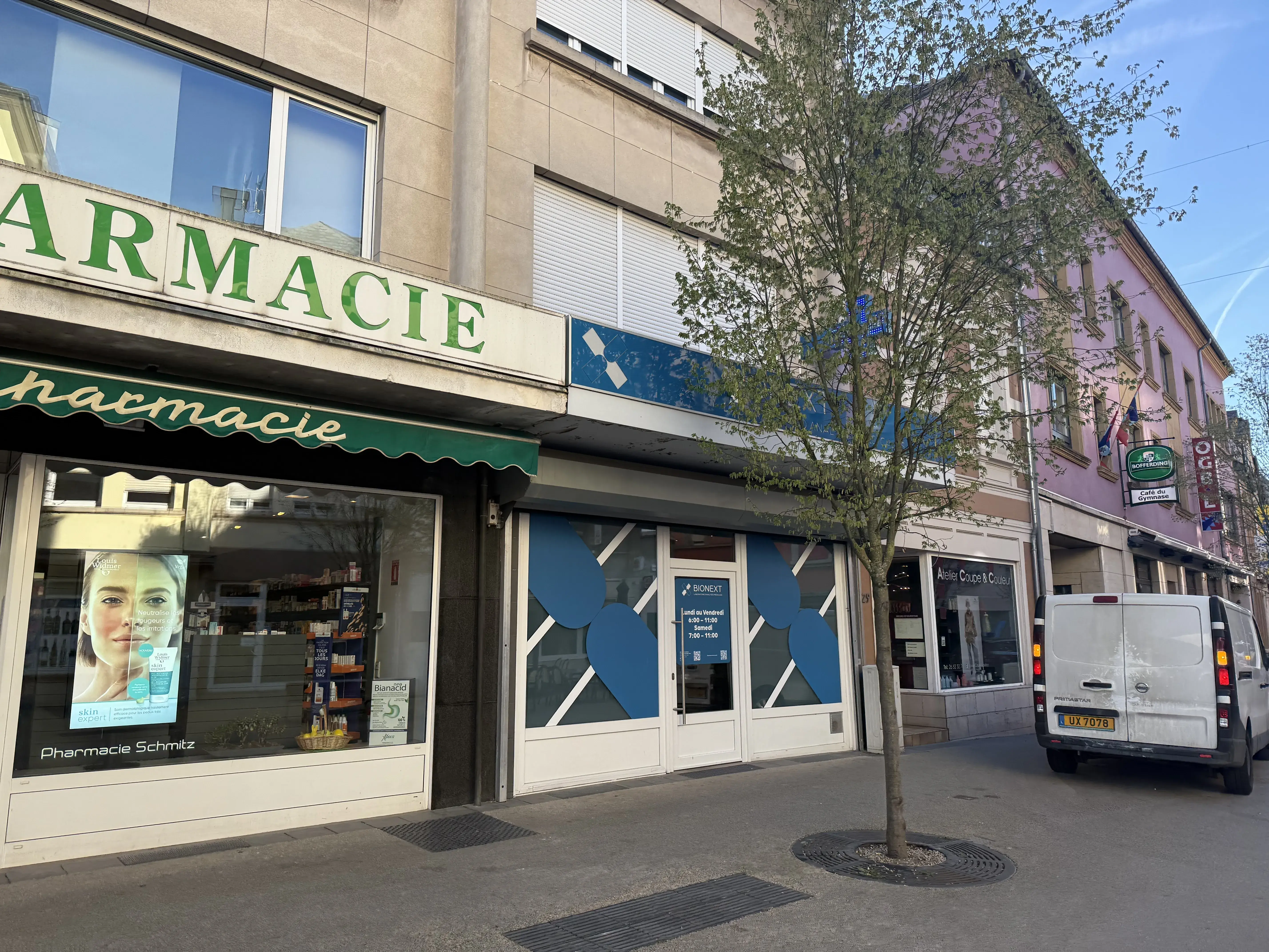 Fassade des BIONEXT-Labors für medizinische Analysen in Dudelange, 27 Avenue Grande-Duchesse Charlotte