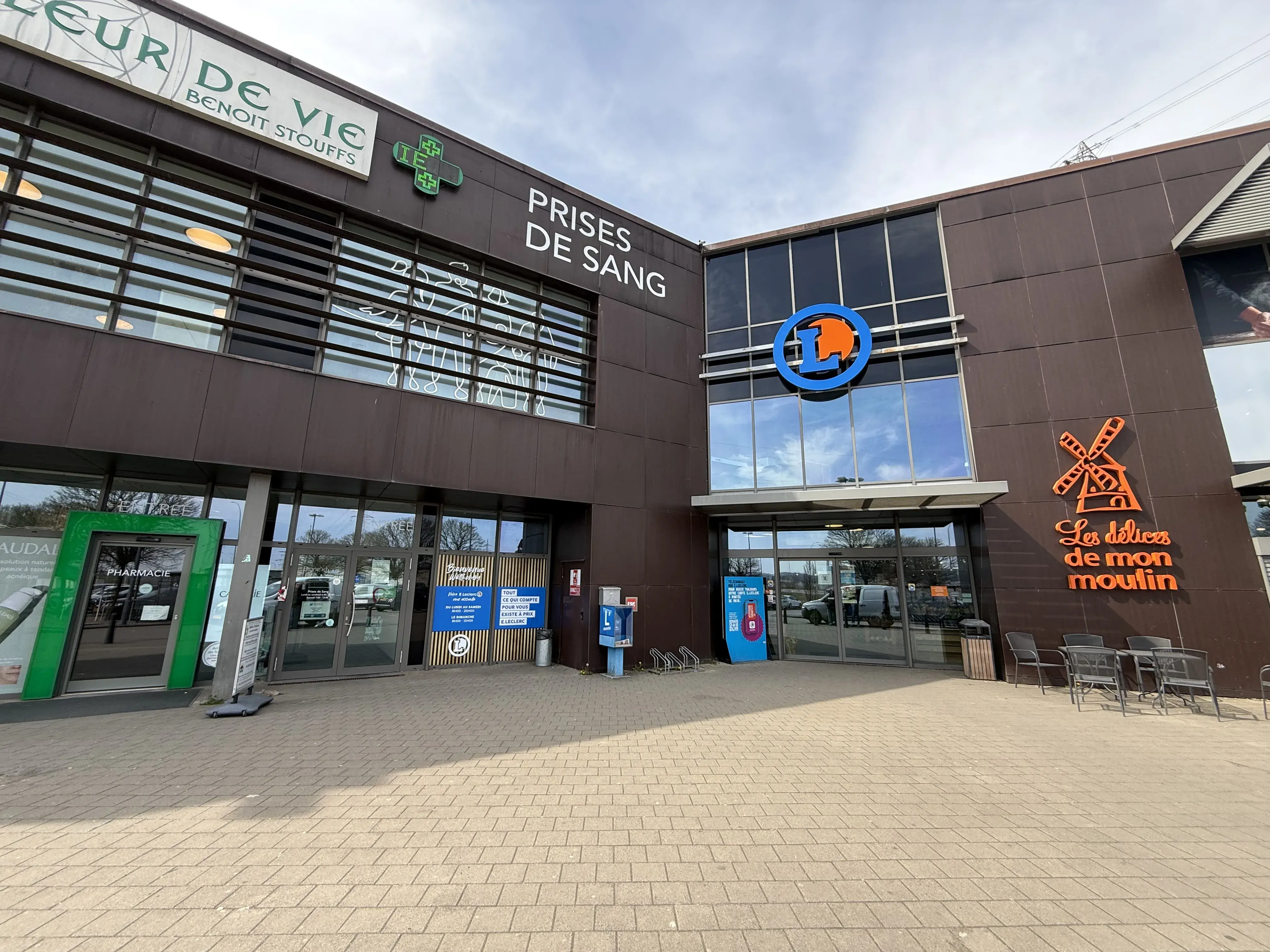 Fassade des BIONEXT-Labors für medizinische Analysen in Esch-sur-Alzette, 29 rue de Moedling
