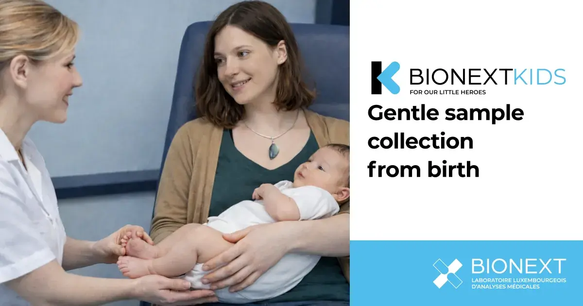 Healthcare professional gently collecting a sample from a newborn held by its mother – BIONEXT KIDS